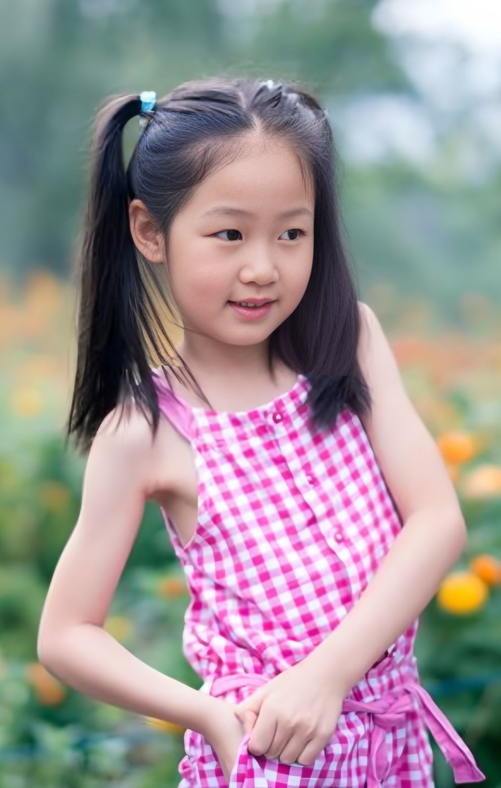 可爱九岁小女孩.jpg