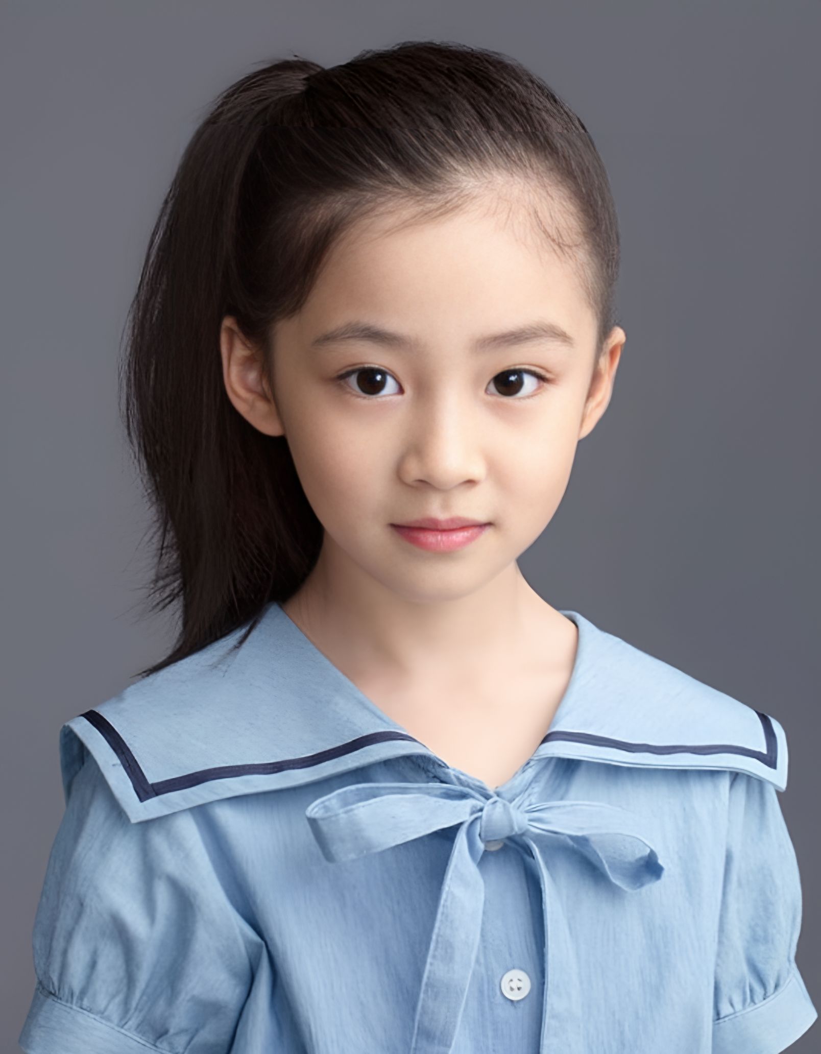 小姑娘.jpg