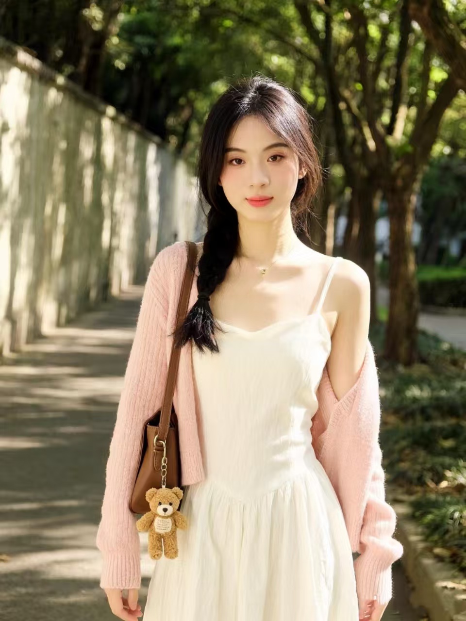 bff9ee29eba40716768aae6cb733a9b1.jpg
